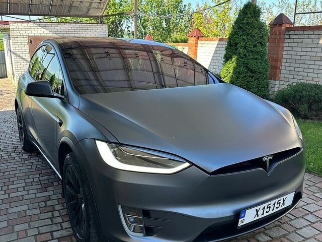 Сірий Тесла Модель Х, об'ємом двигуна 0 л та пробігом 204 тис. км за 25000 $, фото 1 на Automoto.ua
