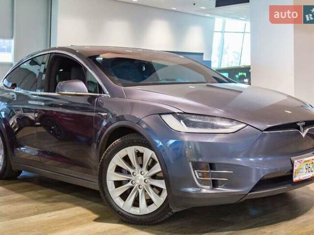 Серый Тесла Модель Х, объемом двигателя 0 л и пробегом 60 тыс. км за 7900 $, фото 1 на Automoto.ua
