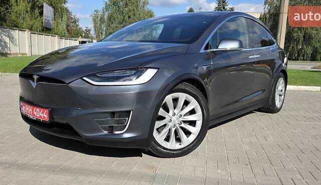Сірий Тесла Модель Х, об'ємом двигуна 0 л та пробігом 114 тис. км за 28800 $, фото 1 на Automoto.ua