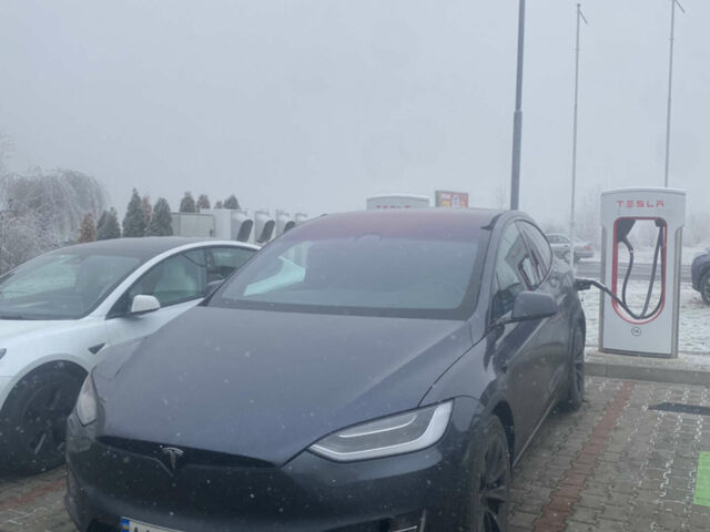Сірий Тесла Модель Х, об'ємом двигуна 0 л та пробігом 170 тис. км за 33500 $, фото 1 на Automoto.ua