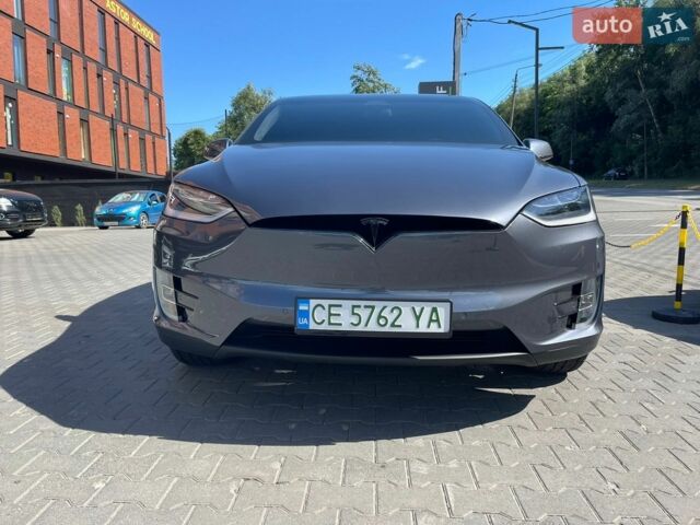Серый Тесла Модель Х, объемом двигателя 0 л и пробегом 95 тыс. км за 31800 $, фото 1 на Automoto.ua