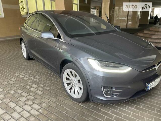 Сірий Тесла Модель Х, об'ємом двигуна 0 л та пробігом 78 тис. км за 47000 $, фото 1 на Automoto.ua
