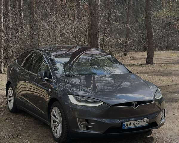 Сірий Тесла Модель Х, об'ємом двигуна 0 л та пробігом 53 тис. км за 35500 $, фото 1 на Automoto.ua