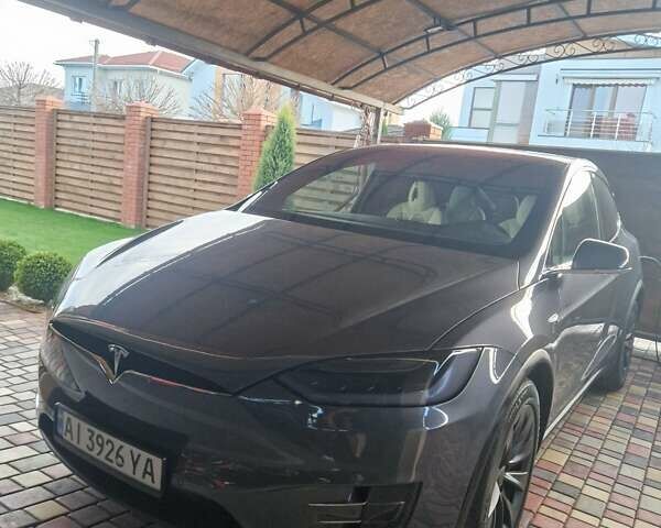 Серый Тесла Модель Х, объемом двигателя 0 л и пробегом 62 тыс. км за 32000 $, фото 1 на Automoto.ua