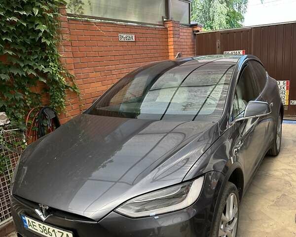 Сірий Тесла Модель Х, об'ємом двигуна 0 л та пробігом 45 тис. км за 55000 $, фото 1 на Automoto.ua