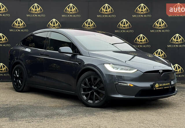 Серый Тесла Модель Х, объемом двигателя 0 л и пробегом 29 тыс. км за 47900 $, фото 1 на Automoto.ua