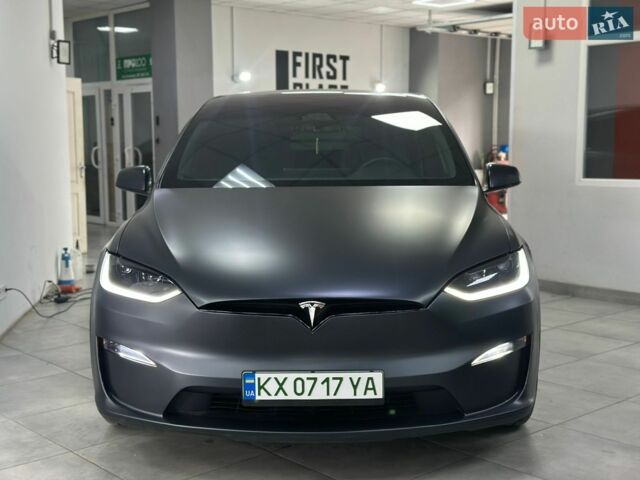 Серый Тесла Модель Х, объемом двигателя 0 л и пробегом 26 тыс. км за 62000 $, фото 1 на Automoto.ua