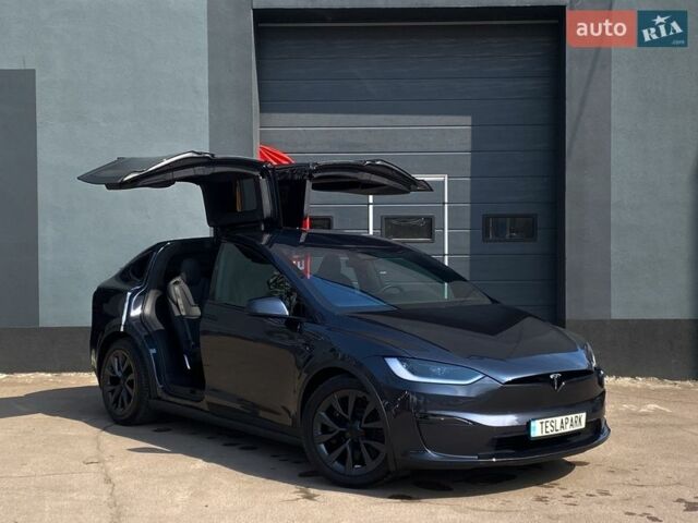 Серый Тесла Модель Х, объемом двигателя 0 л и пробегом 18 тыс. км за 53999 $, фото 1 на Automoto.ua