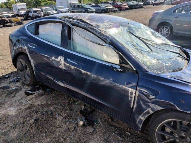 Синий Тесла Модель Х, объемом двигателя 0 л и пробегом 2 тыс. км за 1382 $, фото 1 на Automoto.ua
