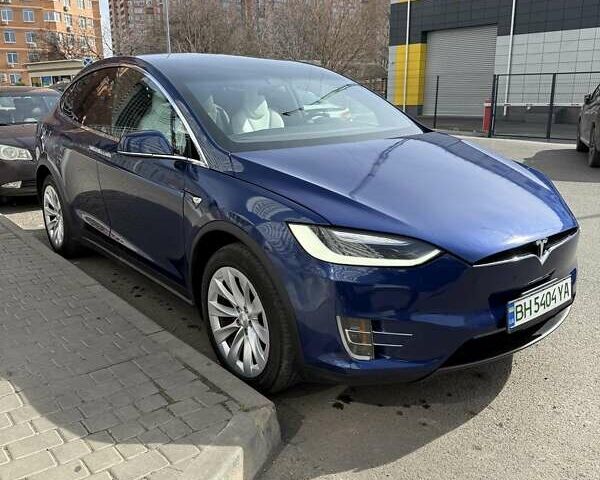 Синий Тесла Модель Х, объемом двигателя 0 л и пробегом 102 тыс. км за 21000 $, фото 1 на Automoto.ua