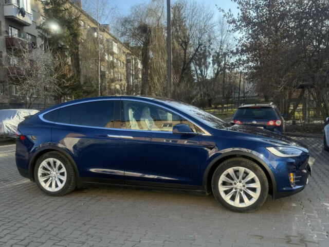 Синий Тесла Модель Х, объемом двигателя 0 л и пробегом 130 тыс. км за 27000 $, фото 1 на Automoto.ua