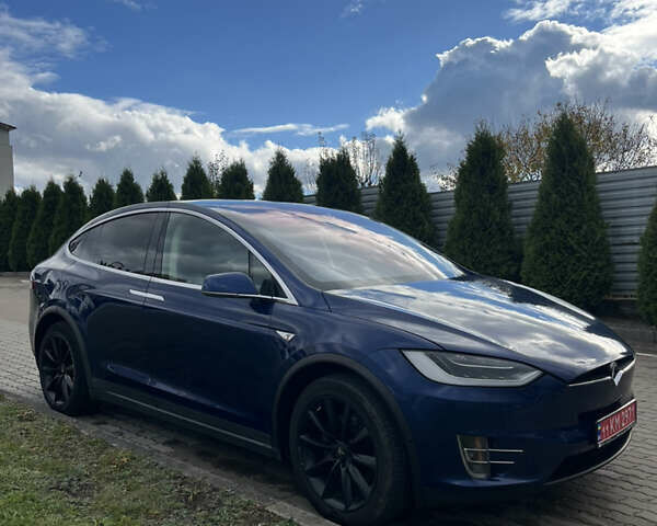 Тесла Модель Х 2016 в Львове на Automoto.ua Синий Тесла Модель Х, объемом двигателя 0 л и пробегом 296 тыс. км за 18900 $, фото 1 на Automoto.ua