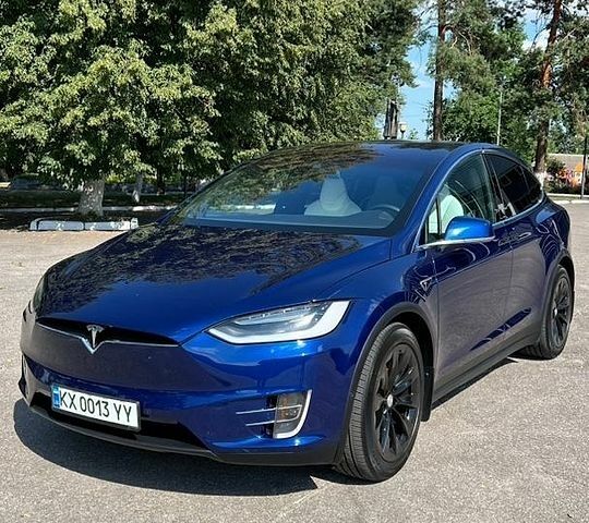 Синий Тесла Модель Х, объемом двигателя 0 л и пробегом 189 тыс. км за 21000 $, фото 1 на Automoto.ua