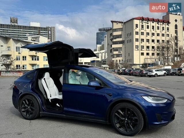 Синий Тесла Модель Х, объемом двигателя 0 л и пробегом 165 тыс. км за 27000 $, фото 1 на Automoto.ua