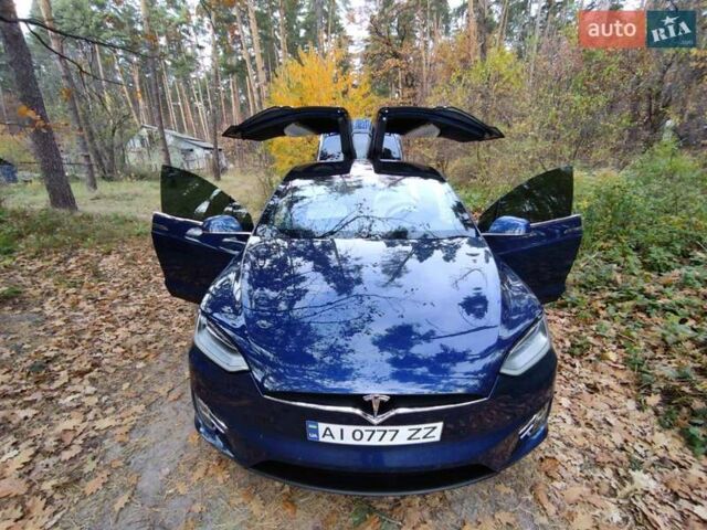 Синий Тесла Модель Х, объемом двигателя 0 л и пробегом 33 тыс. км за 26500 $, фото 1 на Automoto.ua