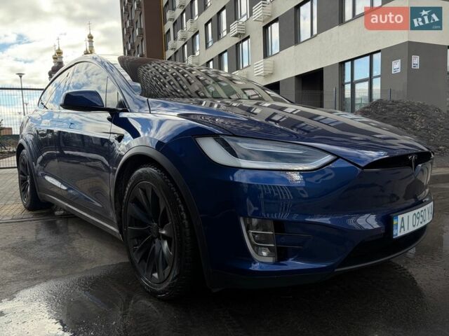 Синий Тесла Модель Х, объемом двигателя 0 л и пробегом 65 тыс. км за 49333 $, фото 1 на Automoto.ua