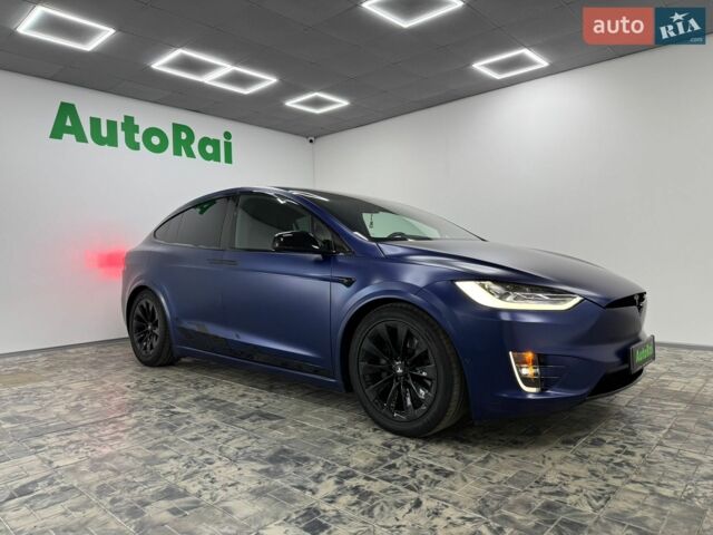 Синий Тесла Модель Х, объемом двигателя 0 л и пробегом 86 тыс. км за 28999 $, фото 1 на Automoto.ua