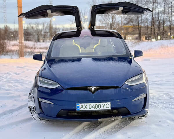 Синий Тесла Модель Х, объемом двигателя 0 л и пробегом 81 тыс. км за 49999 $, фото 1 на Automoto.ua