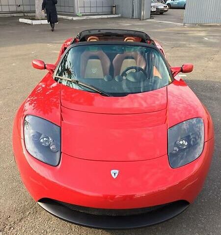 Красный Тесла Родстер, объемом двигателя 0 л и пробегом 29 тыс. км за 37999 $, фото 1 на Automoto.ua
