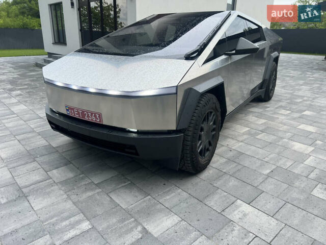 Тесла Cybertruck, объемом двигателя 0 л и пробегом 5 тыс. км за 110000 $, фото 1 на Automoto.ua
