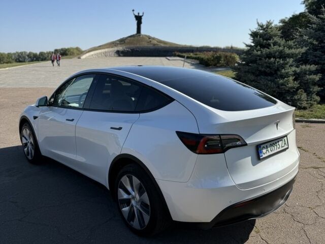 Белый Тесла Другая, объемом двигателя 0 л и пробегом 72 тыс. км за 29000 $, фото 1 на Automoto.ua