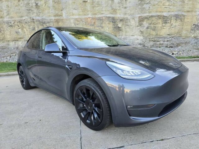 Серый Тесла Другая, объемом двигателя 0 л и пробегом 10 тыс. км за 11500 $, фото 1 на Automoto.ua