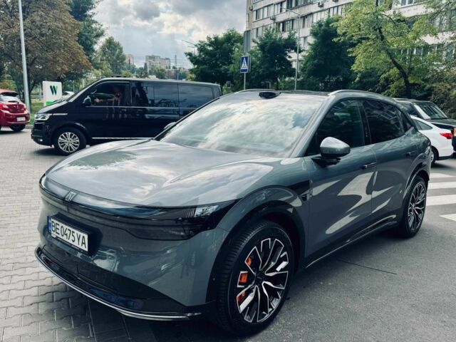 Серый Тесла Другая, объемом двигателя 0 л и пробегом 2 тыс. км за 45000 $, фото 1 на Automoto.ua