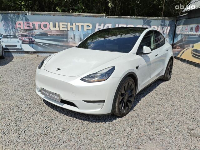 Белый Тесла Model Y, объемом двигателя 0 л и пробегом 133 тыс. км за 26500 $, фото 1 на Automoto.ua