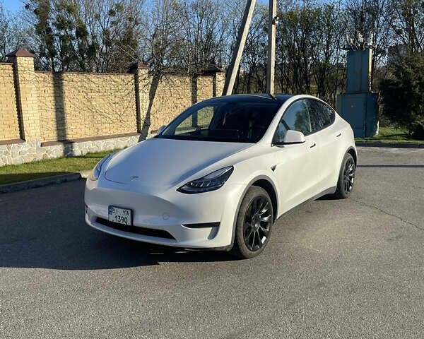 Белый Тесла Model Y, объемом двигателя 0 л и пробегом 87 тыс. км за 29350 $, фото 1 на Automoto.ua