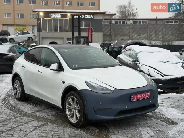Білий Тесла Model Y, об'ємом двигуна 0 л та пробігом 168 тис. км за 17200 $, фото 1 на Automoto.ua