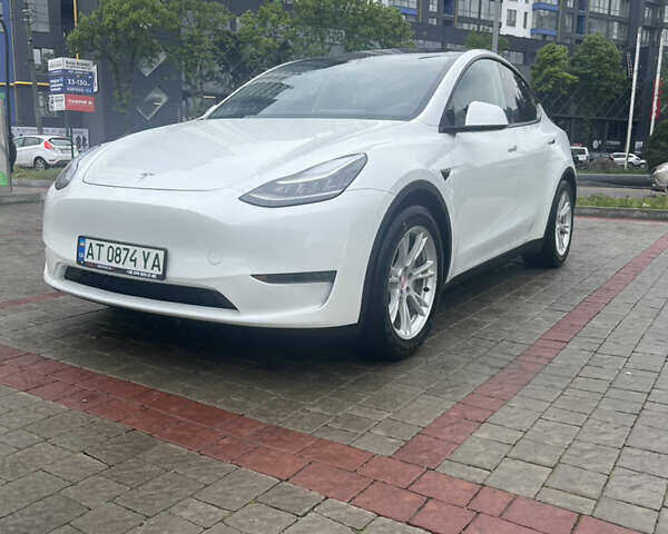 Білий Тесла Model Y, об'ємом двигуна 0 л та пробігом 95 тис. км за 35000 $, фото 1 на Automoto.ua