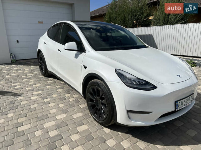 Белый Тесла Model Y, объемом двигателя 0 л и пробегом 108 тыс. км за 22800 $, фото 1 на Automoto.ua