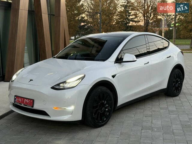 Білий Тесла Model Y, об'ємом двигуна 0 л та пробігом 166 тис. км за 21300 $, фото 1 на Automoto.ua