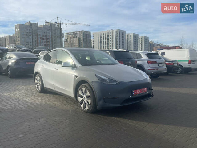 Белый Тесла Model Y, объемом двигателя 0 л и пробегом 70 тыс. км за 18500 $, фото 1 на Automoto.ua