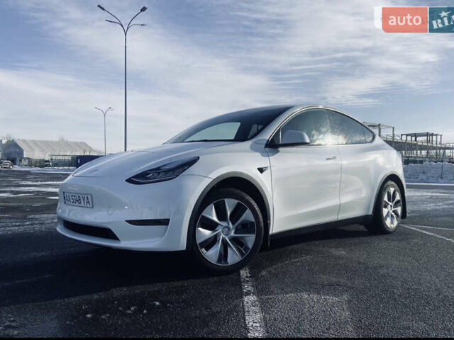 Белый Тесла Model Y, объемом двигателя 0 л и пробегом 20 тыс. км за 38000 $, фото 1 на Automoto.ua
