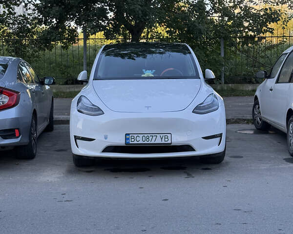 Белый Тесла Model Y, объемом двигателя 0 л и пробегом 92 тыс. км за 25200 $, фото 1 на Automoto.ua