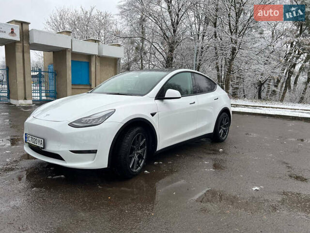 Білий Тесла Model Y, об'ємом двигуна 0 л та пробігом 88 тис. км за 24900 $, фото 1 на Automoto.ua