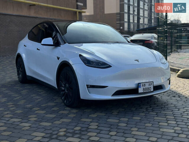 Белый Тесла Model Y, объемом двигателя 0 л и пробегом 24 тыс. км за 47000 $, фото 1 на Automoto.ua