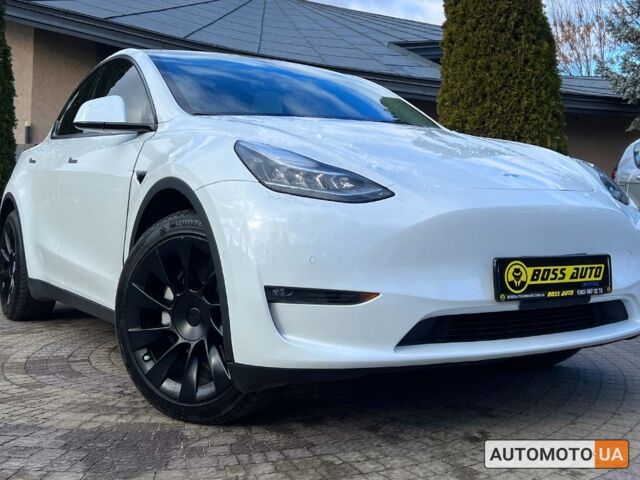 Белый Тесла Model Y, объемом двигателя 82 л и пробегом 78 тыс. км за 26900 $, фото 1 на Automoto.ua