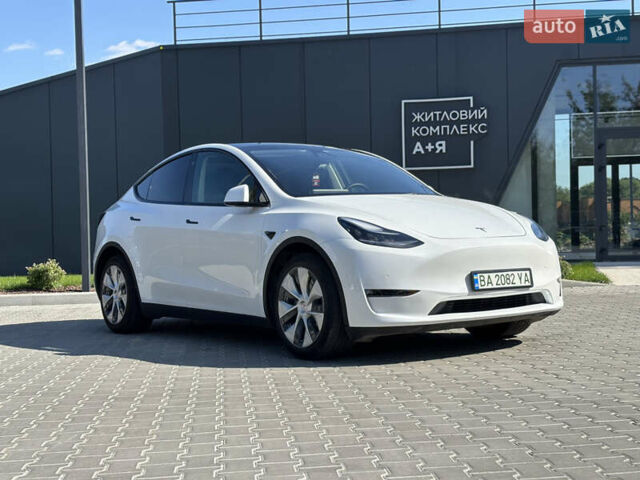 Белый Тесла Model Y, объемом двигателя 0 л и пробегом 86 тыс. км за 23999 $, фото 1 на Automoto.ua