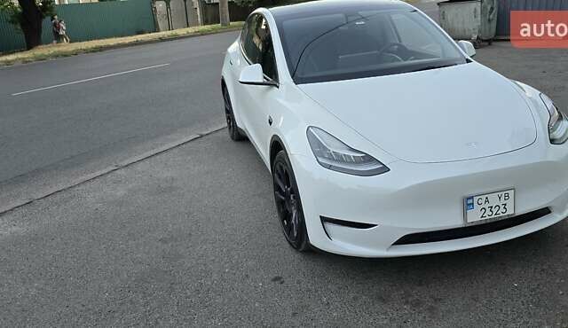 Білий Тесла Model Y, об'ємом двигуна 0 л та пробігом 60 тис. км за 25000 $, фото 1 на Automoto.ua
