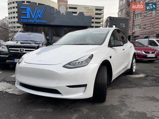 Білий Тесла Model Y, об'ємом двигуна 0 л та пробігом 47 тис. км за 23499 $, фото 1 на Automoto.ua