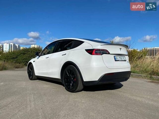 Белый Тесла Model Y, объемом двигателя 0 л и пробегом 90 тыс. км за 27500 $, фото 1 на Automoto.ua