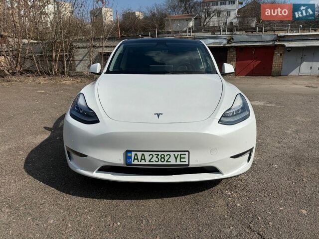 Белый Тесла Model Y, объемом двигателя 0 л и пробегом 120 тыс. км за 21300 $, фото 1 на Automoto.ua