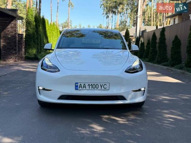 Белый Тесла Model Y, объемом двигателя 0 л и пробегом 72 тыс. км за 30500 $, фото 1 на Automoto.ua