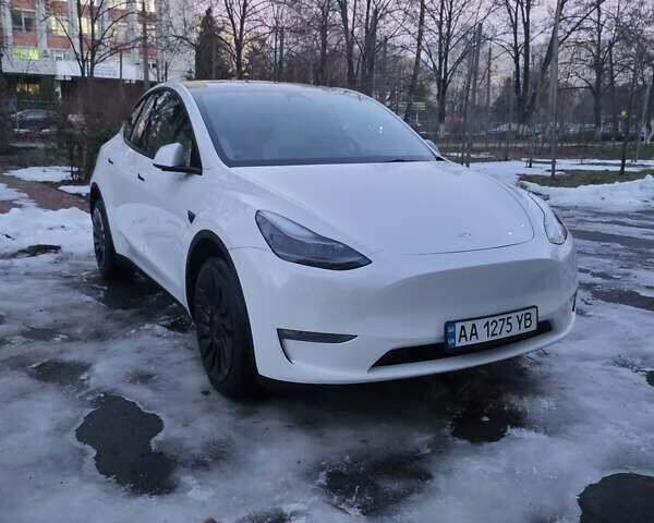 Білий Тесла Model Y, об'ємом двигуна 0 л та пробігом 4 тис. км за 47500 $, фото 1 на Automoto.ua