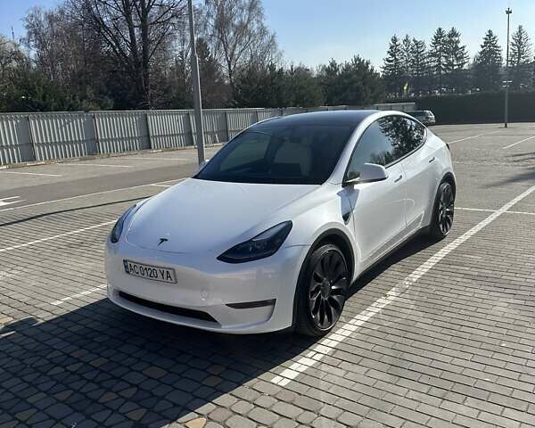 Білий Тесла Model Y, об'ємом двигуна 0 л та пробігом 23 тис. км за 37900 $, фото 1 на Automoto.ua