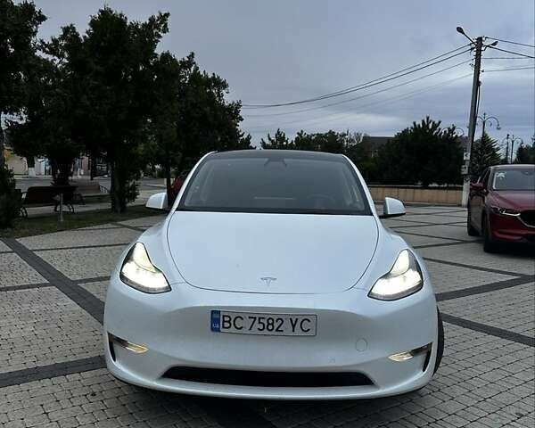 Тесла Model Y 2022 в Одессе на Automoto.ua Белый Тесла Model Y, объемом двигателя 0 л и пробегом 42 тыс. км за 28200 $, фото 1 на Automoto.ua
