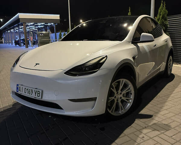 Тесла Model Y 2022 у Черкасах на Automoto.ua Білий Тесла Model Y, об'ємом двигуна 0 л та пробігом 37 тис. км за 26500 $, фото 1 на Automoto.ua