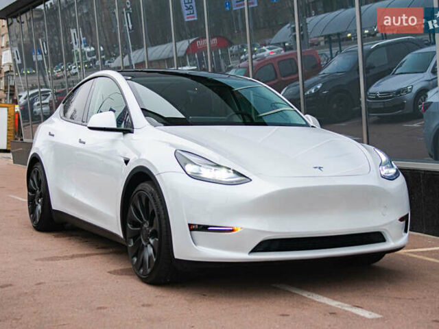 Белый Тесла Model Y, объемом двигателя 0 л и пробегом 20 тыс. км за 36900 $, фото 1 на Automoto.ua